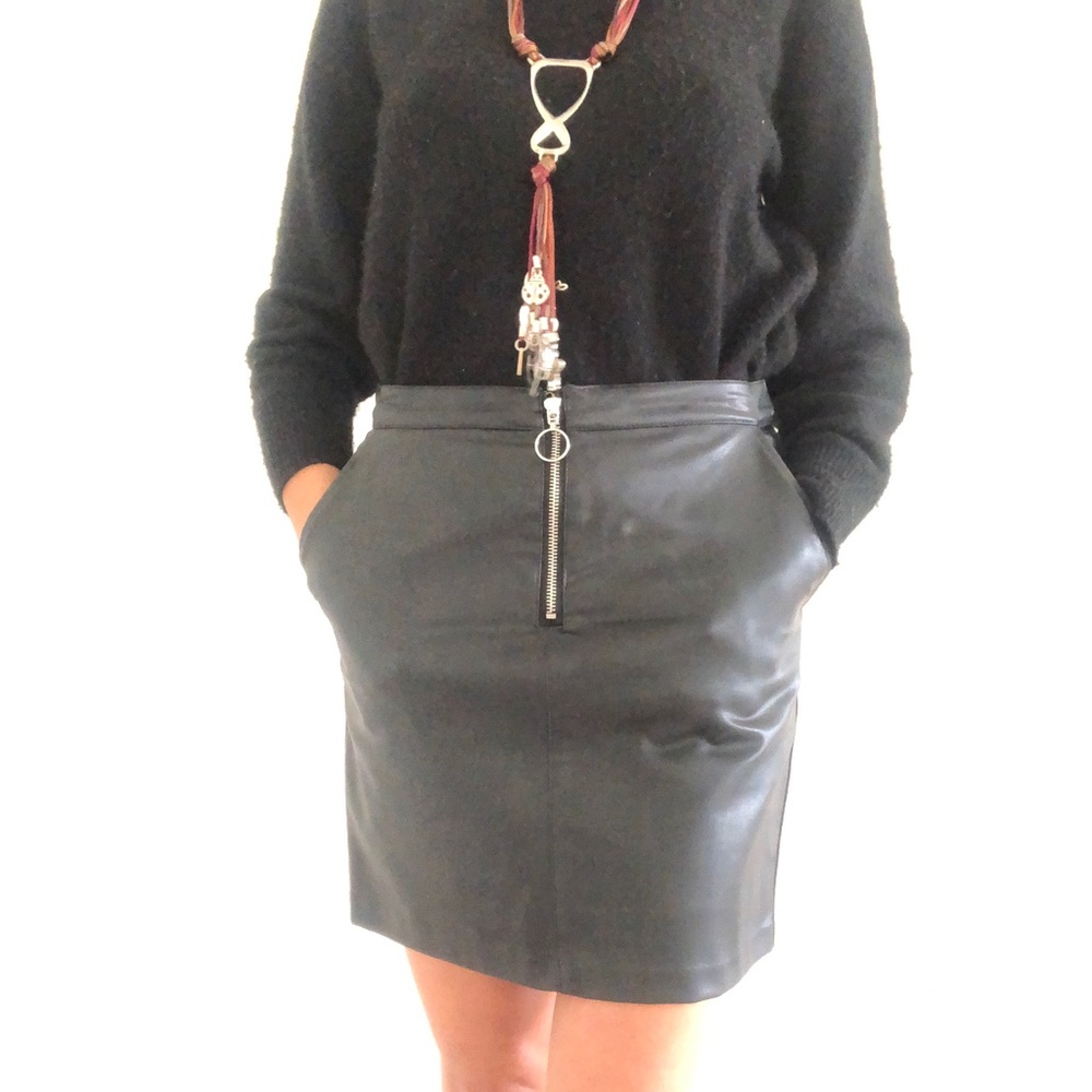 Faux leather mini skirt